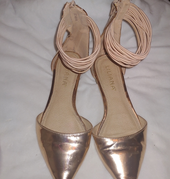 Shoes - Picture 2 of 3